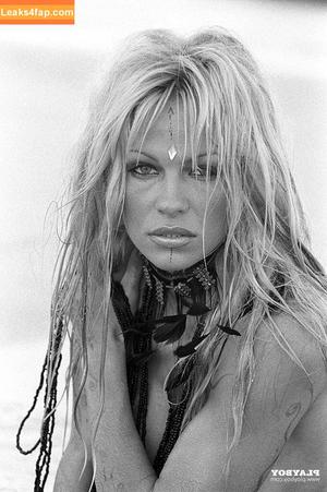Pamela Anderson photo #0163