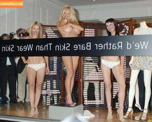 Pamela Anderson photo #0215