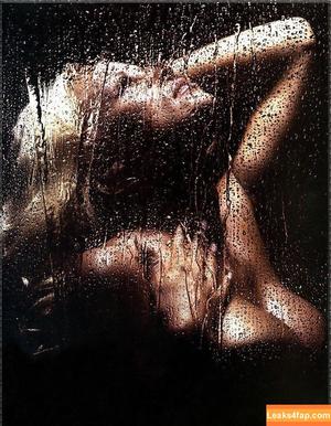 Pamela Anderson photo #0221