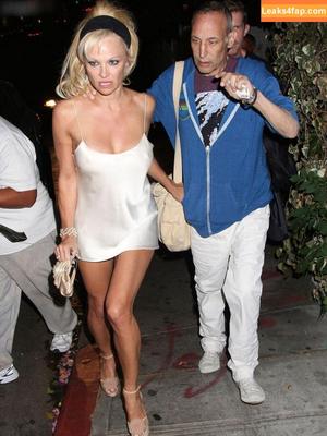 Pamela Anderson photo #0465