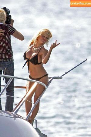 Pamela Anderson photo #0576