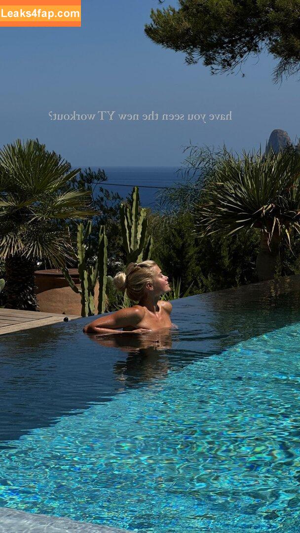 Pamela Reif / pamela_rf leaked photo photo #0209