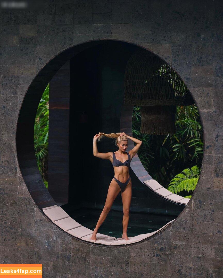 Pamela Reif / pamela_rf leaked photo photo #0219