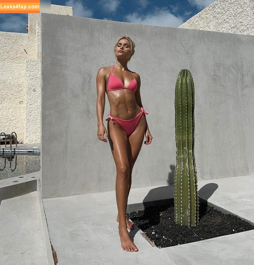 Pamela Reif / pamela_rf leaked photo photo #0305
