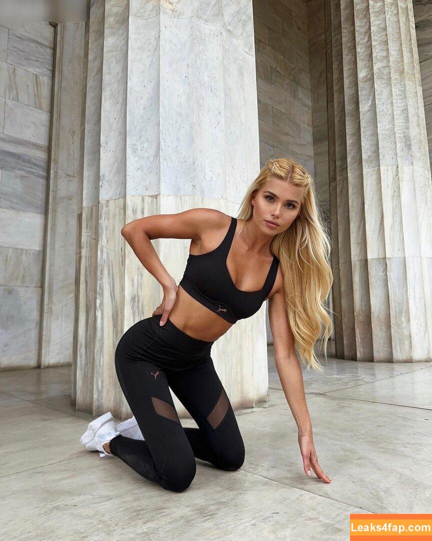 Pamela Reif / pamela_rf leaked photo photo #0421