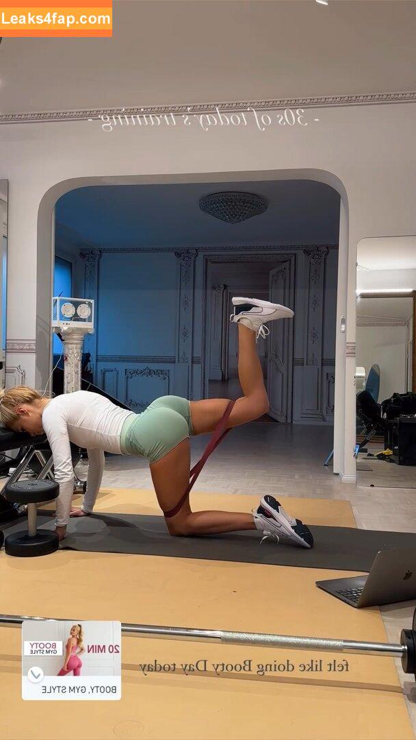 Pamela Reif / pamela_rf leaked photo photo #0433