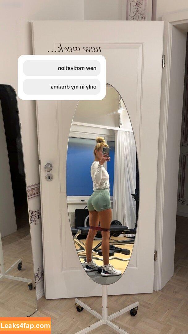 Pamela Reif / pamela_rf leaked photo photo #0436
