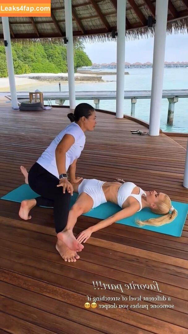 Pamela Reif / pamela_rf leaked photo photo #0451
