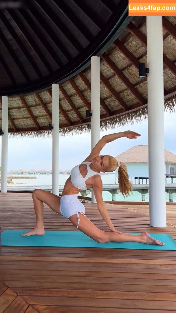 Pamela Reif / pamela_rf leaked photo photo #0470