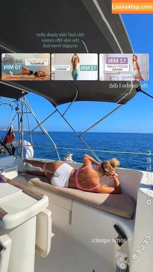 Pamela Reif photo #1099