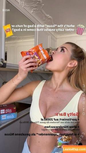 Pamela Reif photo #1138