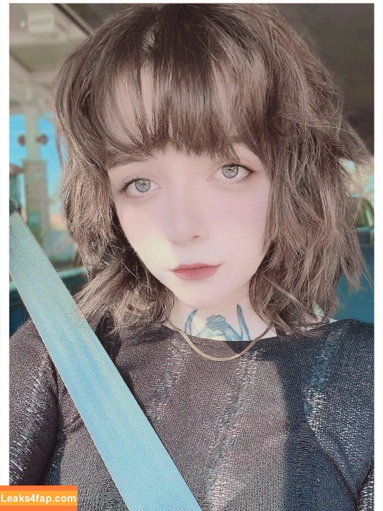 pantsumime /  leaked photo photo #0002