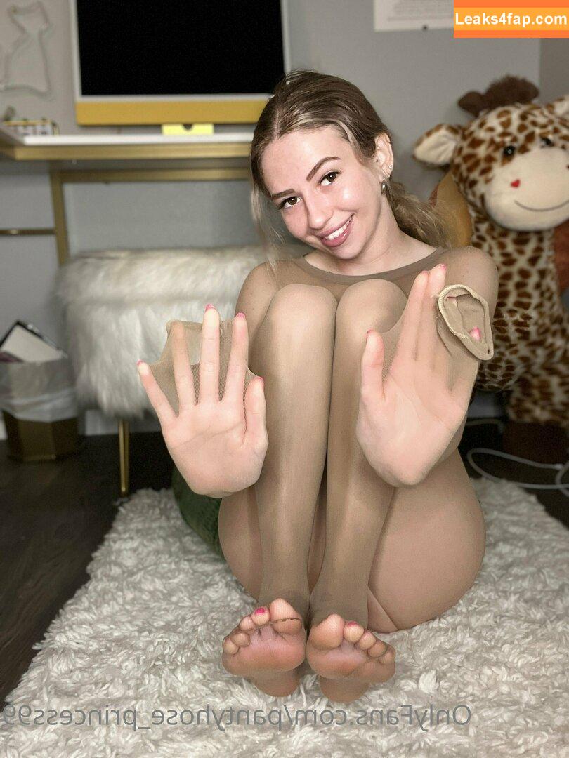 pantyhose_princess99 /  leaked photo photo #0084