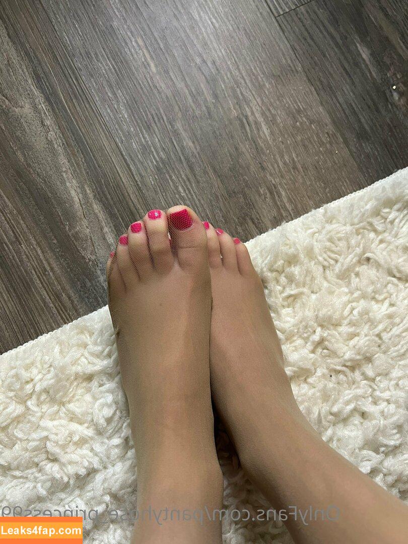 pantyhose_princess99 /  leaked photo photo #0090