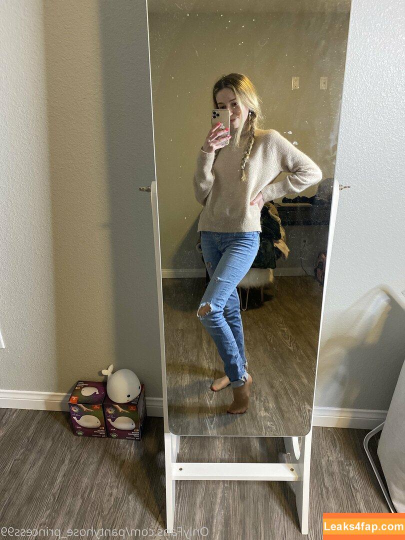 pantyhose_princess99 /  leaked photo photo #0155