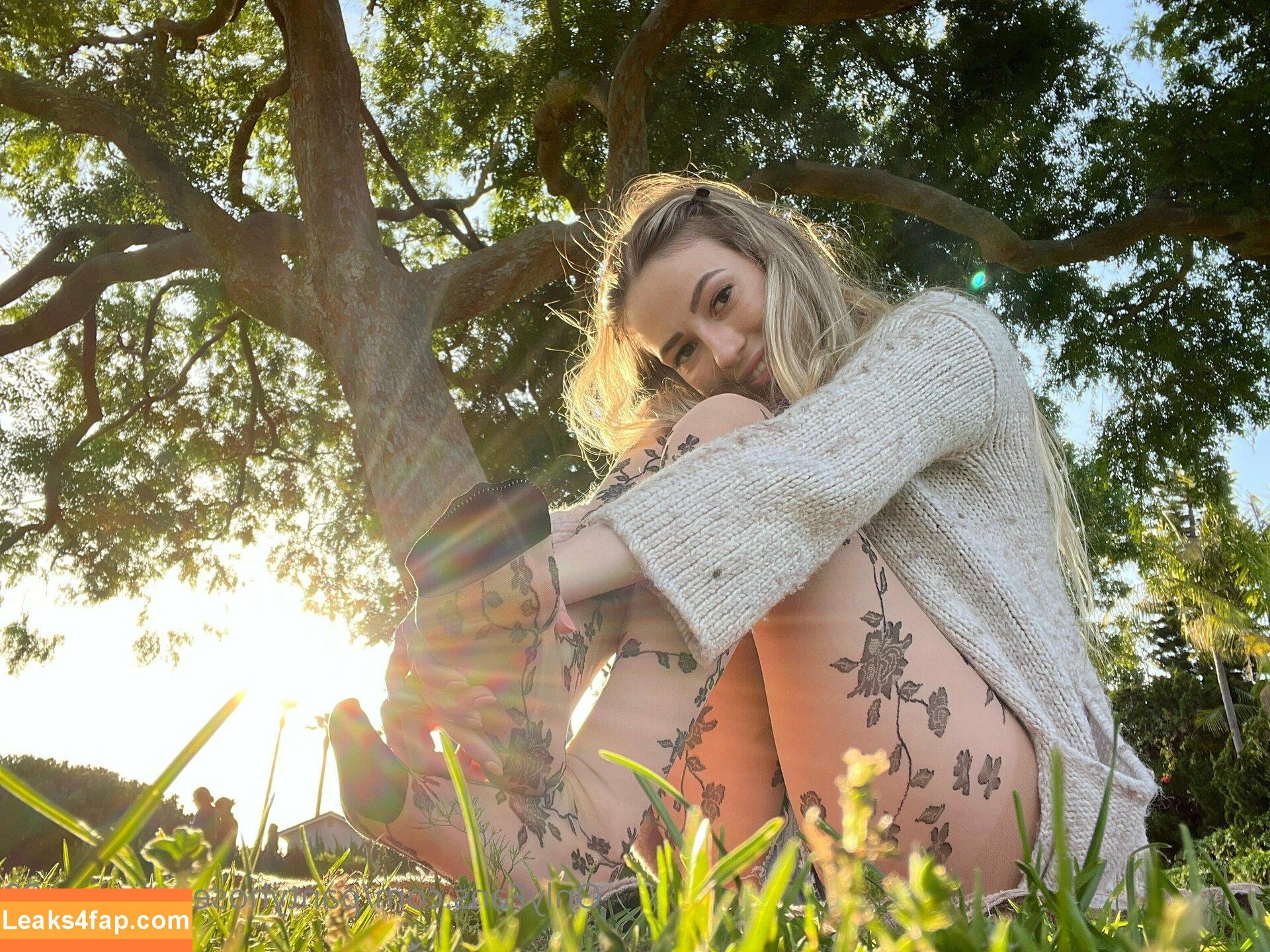 pantyhose_princess99 /  leaked photo photo #0317