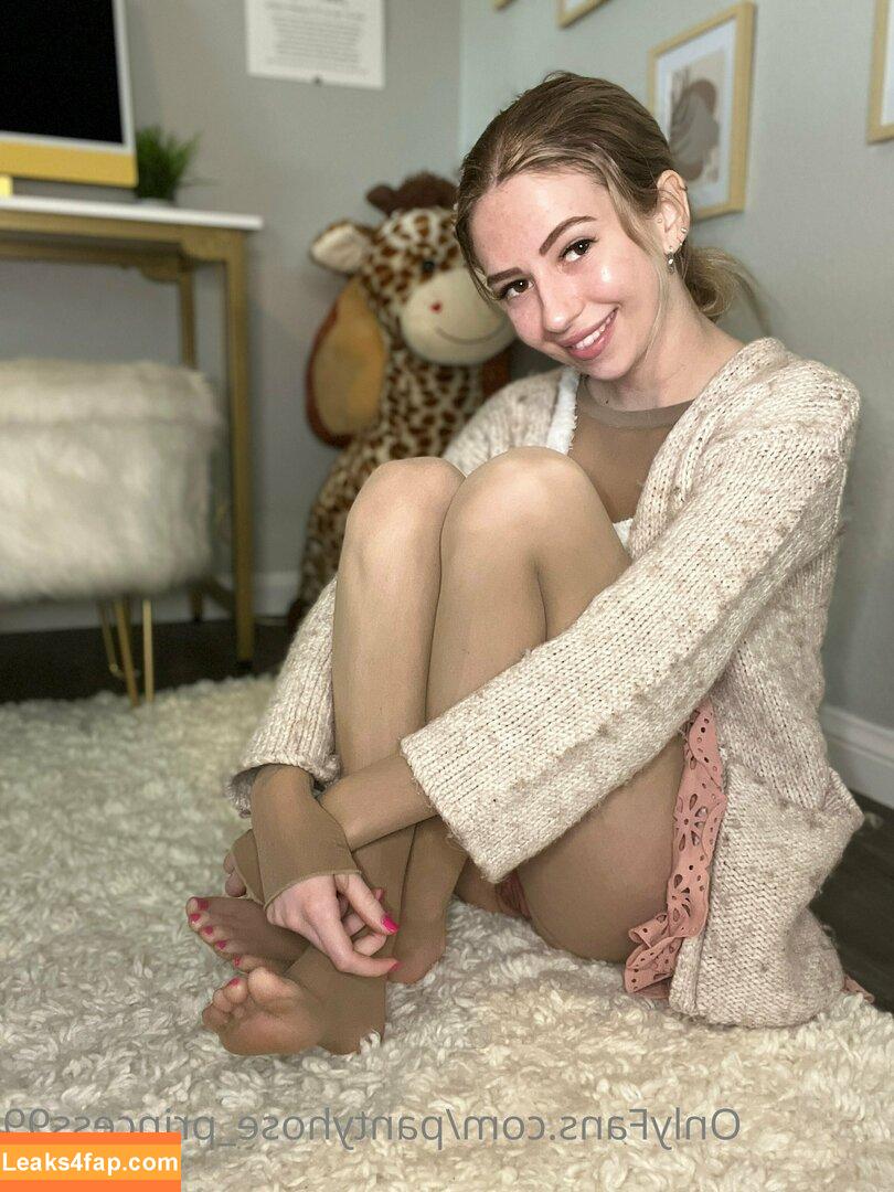 pantyhose_princess99 /  leaked photo photo #0336