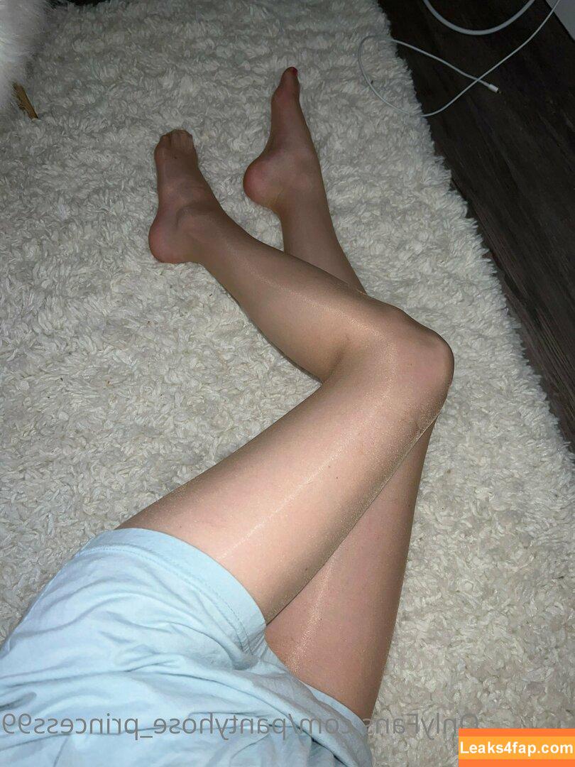 pantyhose_princess99 /  leaked photo photo #0348