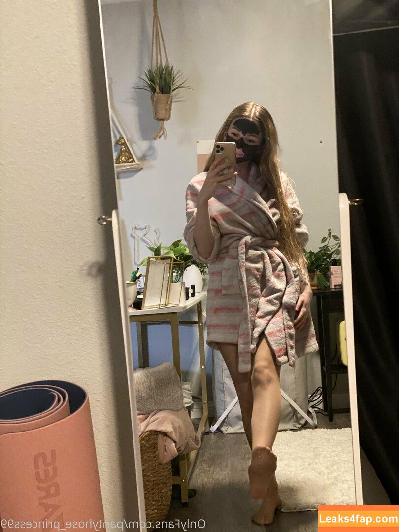 pantyhose_princess99 /  leaked photo photo #0386