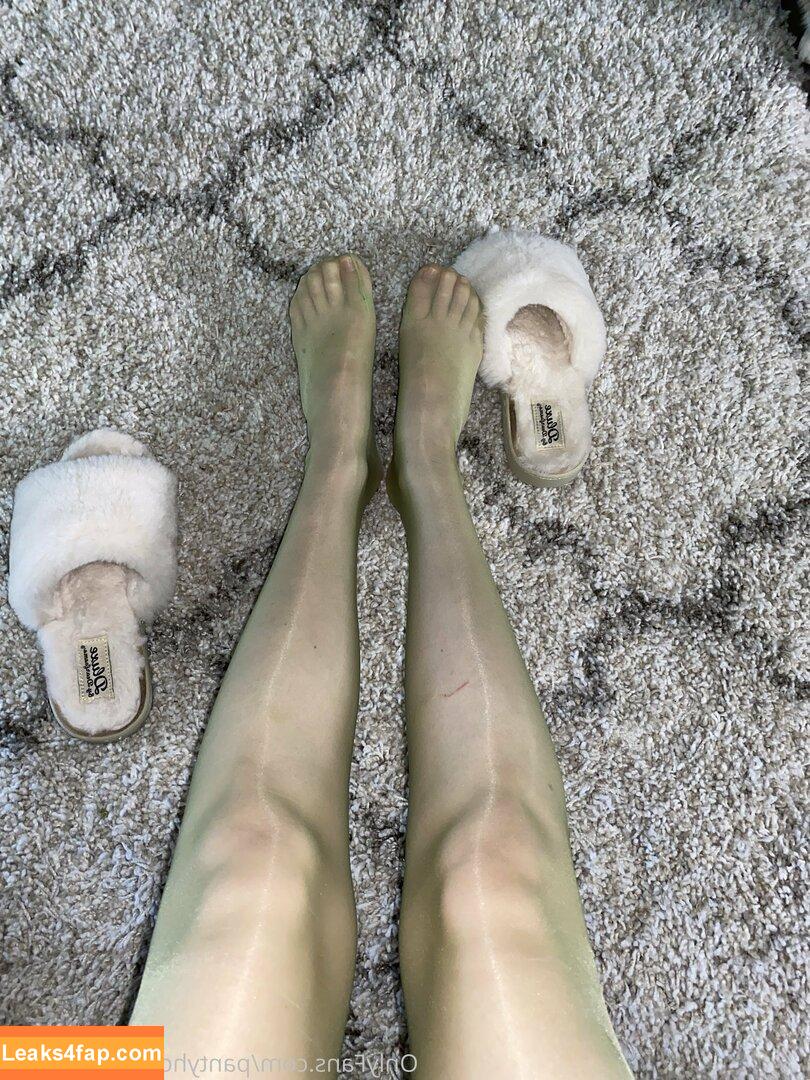 pantyhose_princess99 /  leaked photo photo #0394