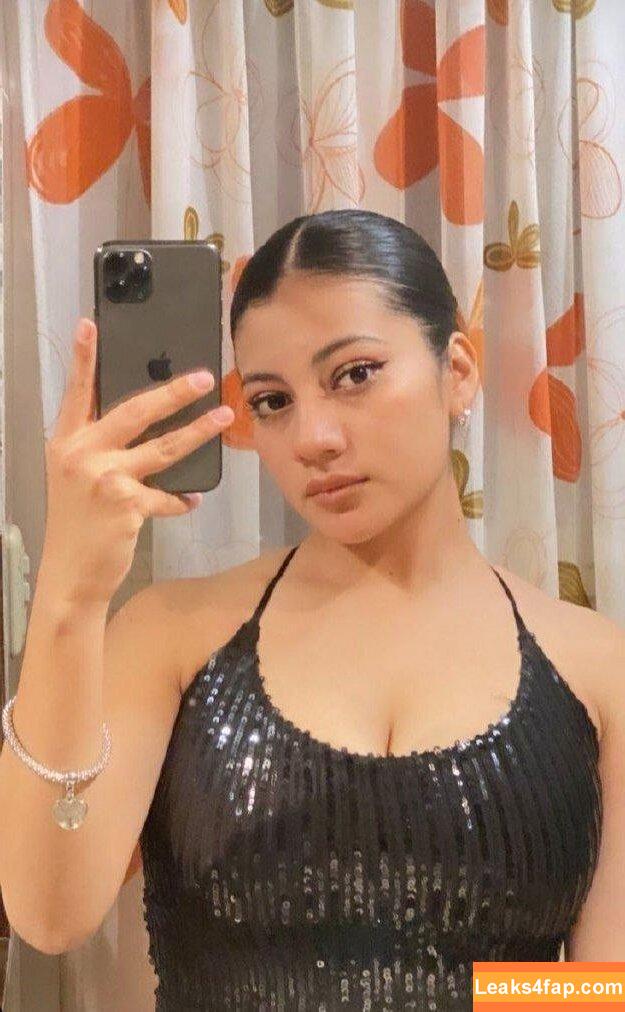 Paola Bustamante / bebaguzman06 / https: / paobg01 leaked photo photo #0058