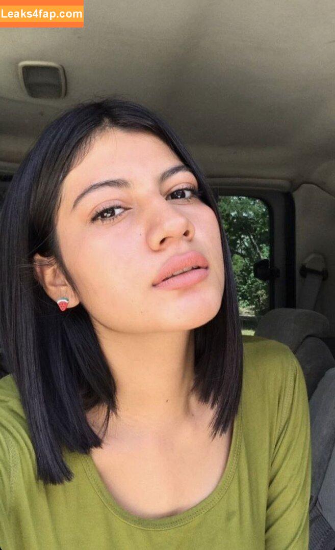 Paola Bustamante / bebaguzman06 / https: / paobg01 leaked photo photo #0060