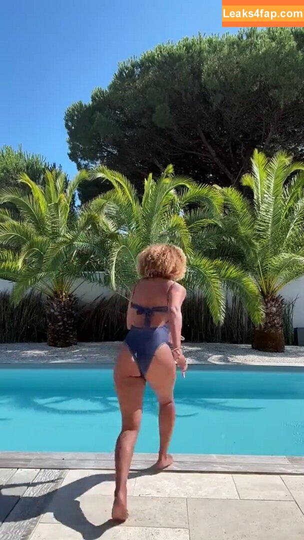 Paola Locatelli / Paola Lct / paolalct leaked photo photo #0373