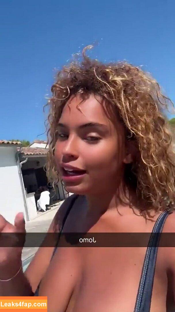 Paola Locatelli / Paola Lct / paolalct leaked photo photo #0376