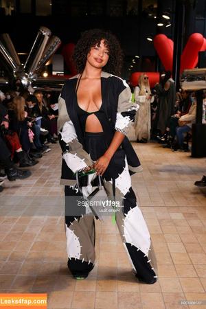 Paola Locatelli photo #0032