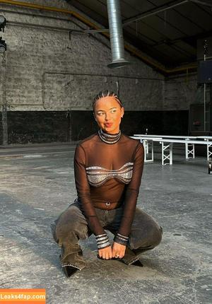 Paola Locatelli photo #0042
