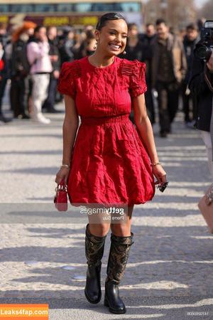 Paola Locatelli photo #0059