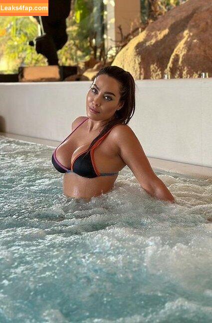 Paola Saulino / paolasaulino / paolinasaulino leaked photo photo #0193