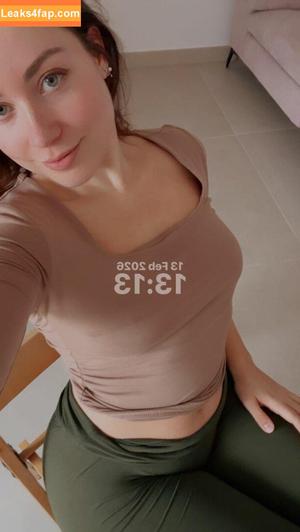 Paola Skye photo #0650