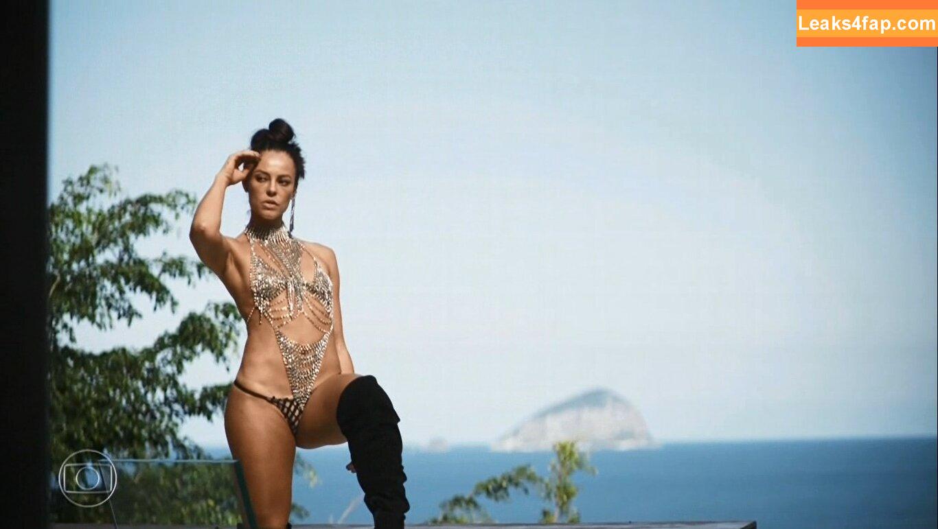 Paolla Oliveira / paollaoliveirareal / paulinhamissbumbum слитое фото фото #0094