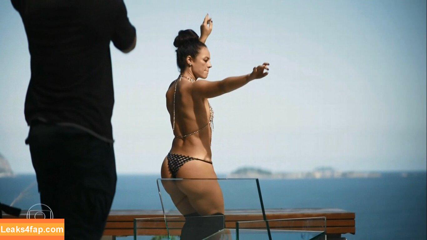 Paolla Oliveira / paollaoliveirareal / paulinhamissbumbum слитое фото фото #0095