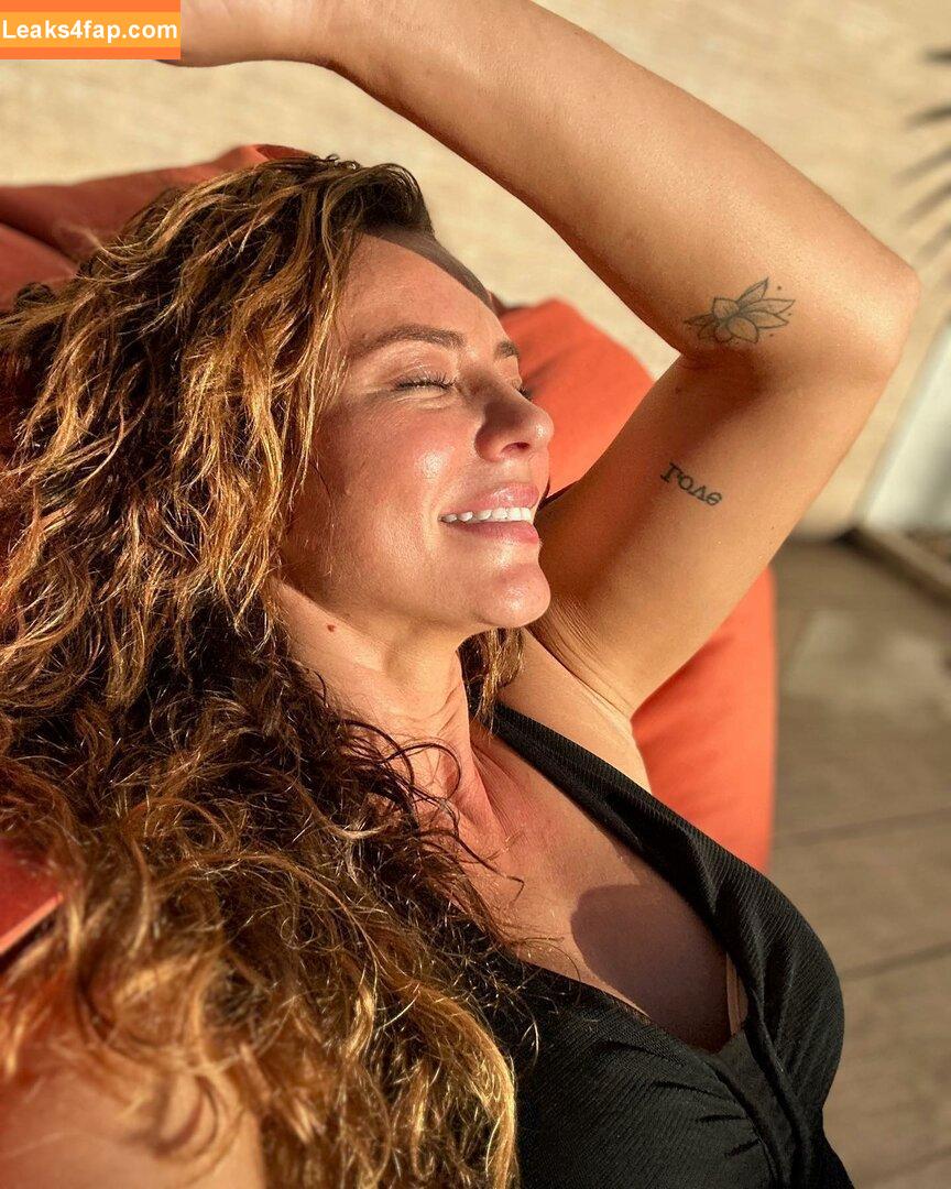 Paolla Oliveira / paollaoliveirareal / paulinhamissbumbum слитое фото фото #0192