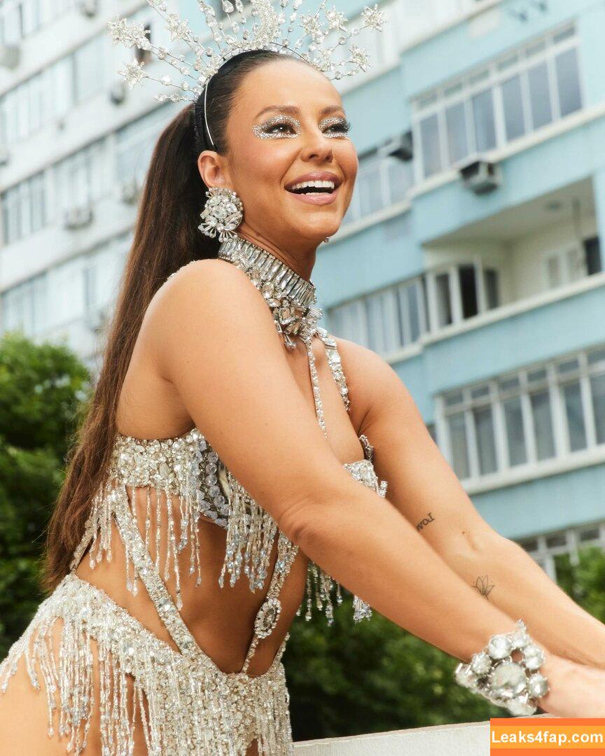 Paolla Oliveira / paollaoliveirareal / paulinhamissbumbum слитое фото фото #0415