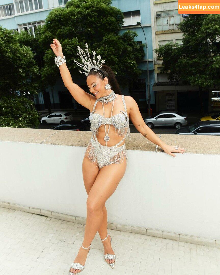 Paolla Oliveira / paollaoliveirareal / paulinhamissbumbum leaked photo photo #0416