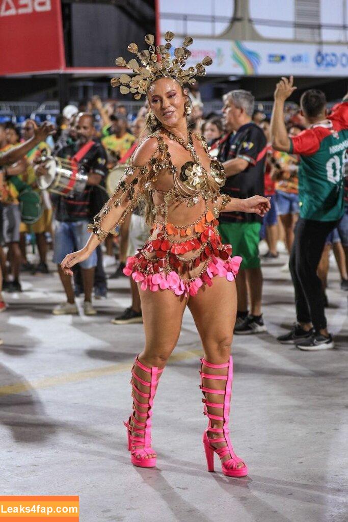 Paolla Oliveira / paollaoliveirareal / paulinhamissbumbum слитое фото фото #0880