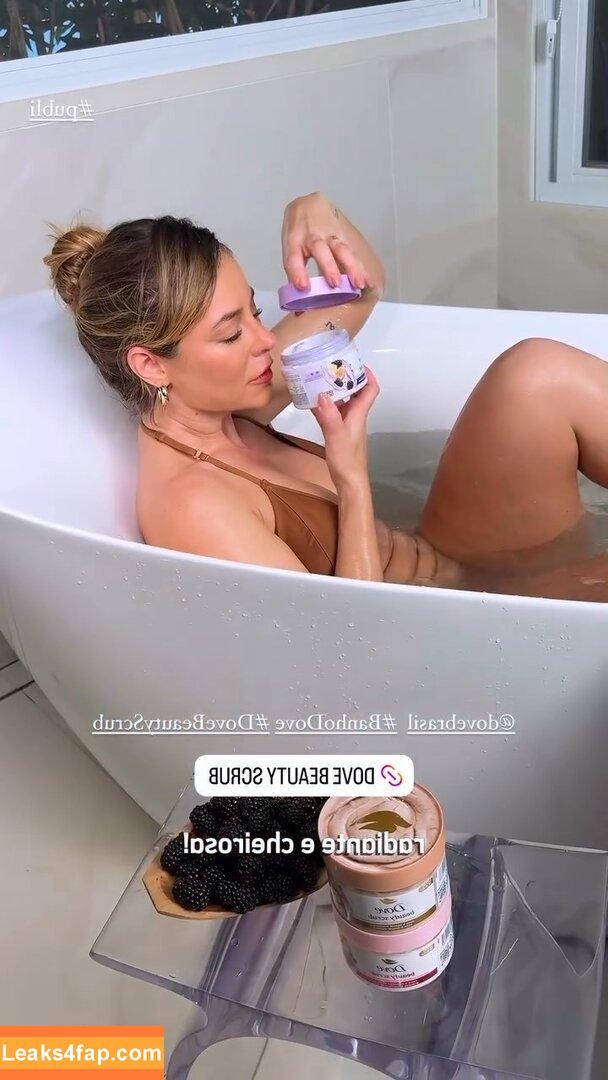 Paolla Oliveira / paollaoliveirareal / paulinhamissbumbum leaked photo photo #1090
