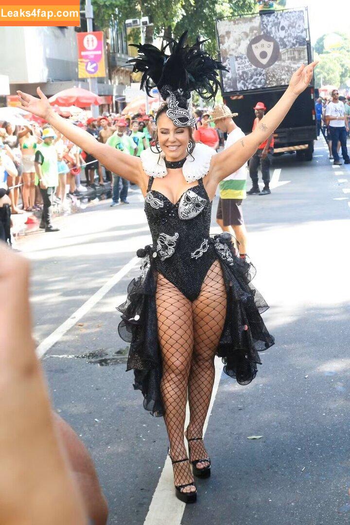 Paolla Oliveira / paollaoliveirareal / paulinhamissbumbum leaked photo photo #1145