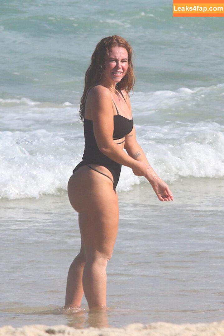 Paolla Oliveira / paollaoliveirareal / paulinhamissbumbum leaked photo photo #1212