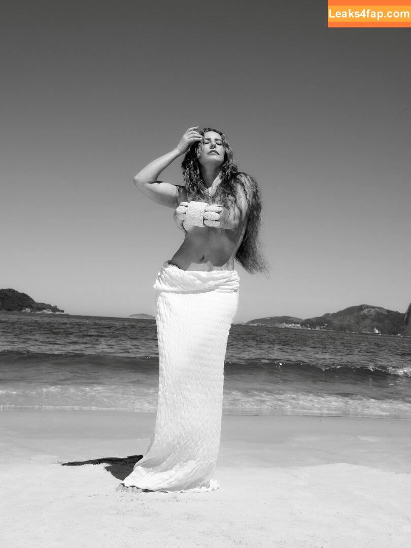Paolla Oliveira / paollaoliveirareal / paulinhamissbumbum leaked photo photo #1221