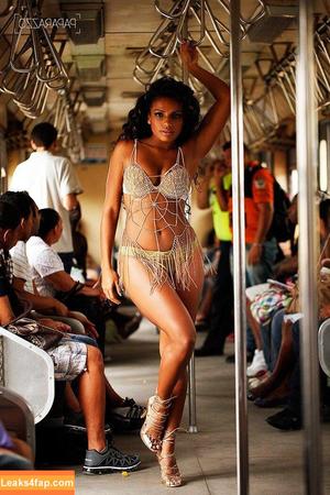 paparazzo photo #0185