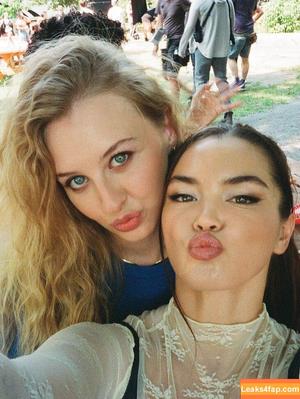 Paris Berelc photo #0327