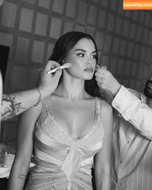 Paris Berelc photo #0334