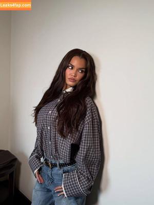 Paris Berelc photo #0342