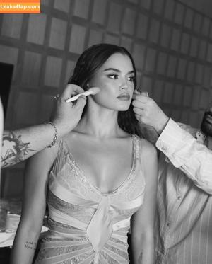 Paris Berelc photo #0351