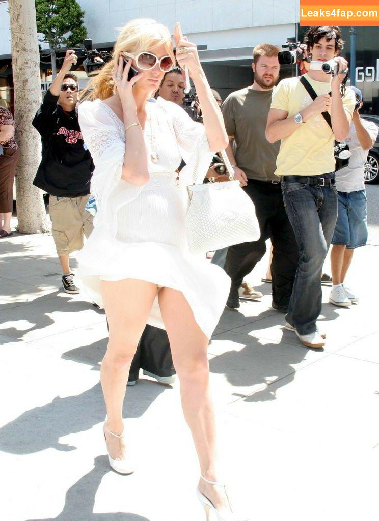 Paris Hilton / https: / parishilton leaked photo photo #0022