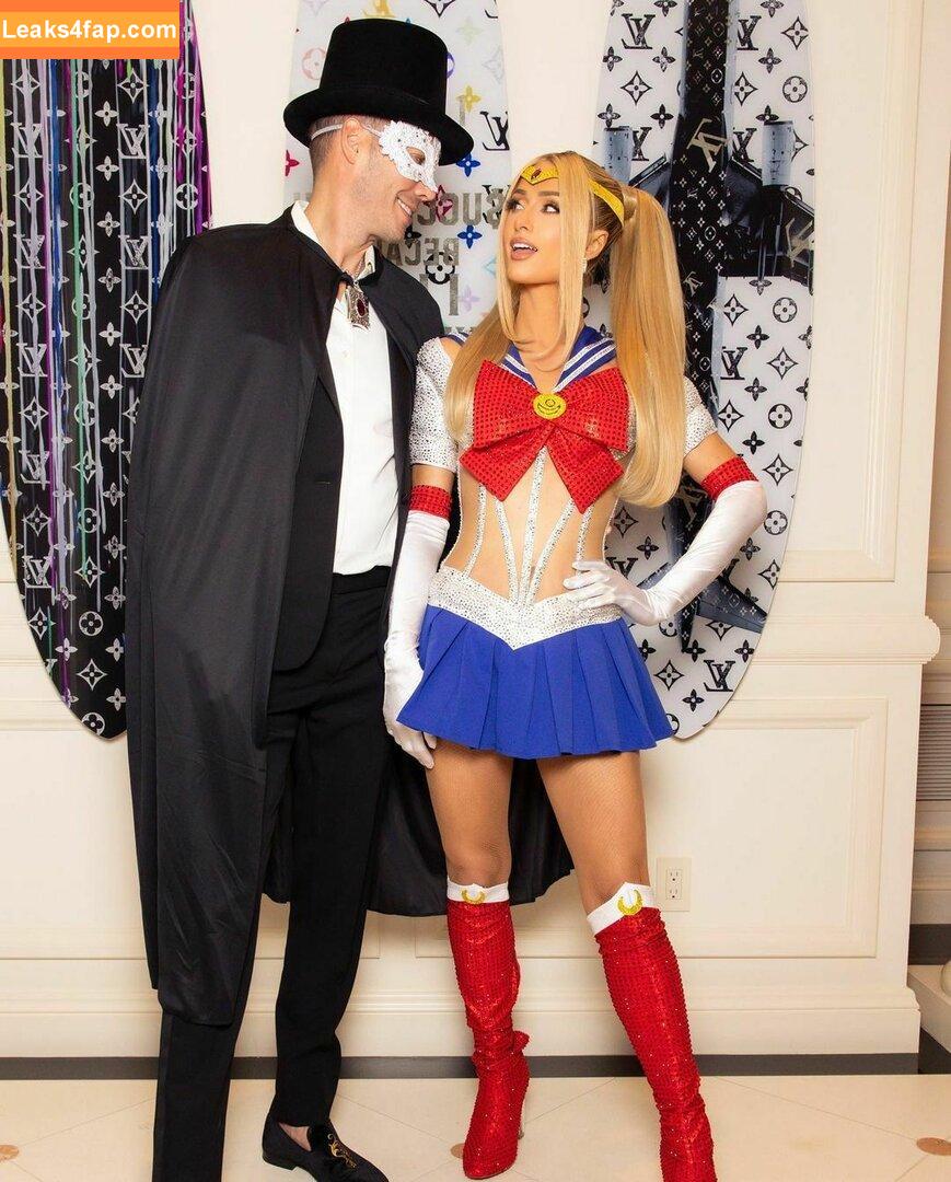 Paris Hilton / https: / parishilton leaked photo photo #0037